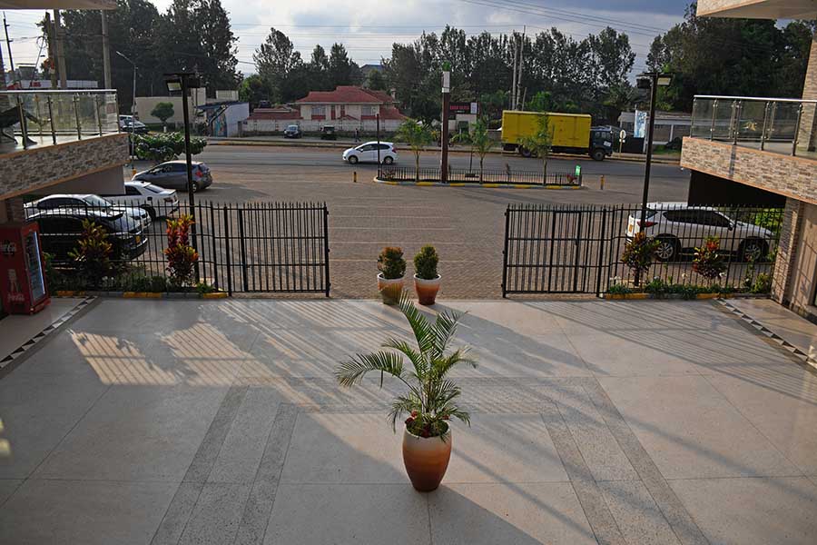 Thome Square Northern bypass